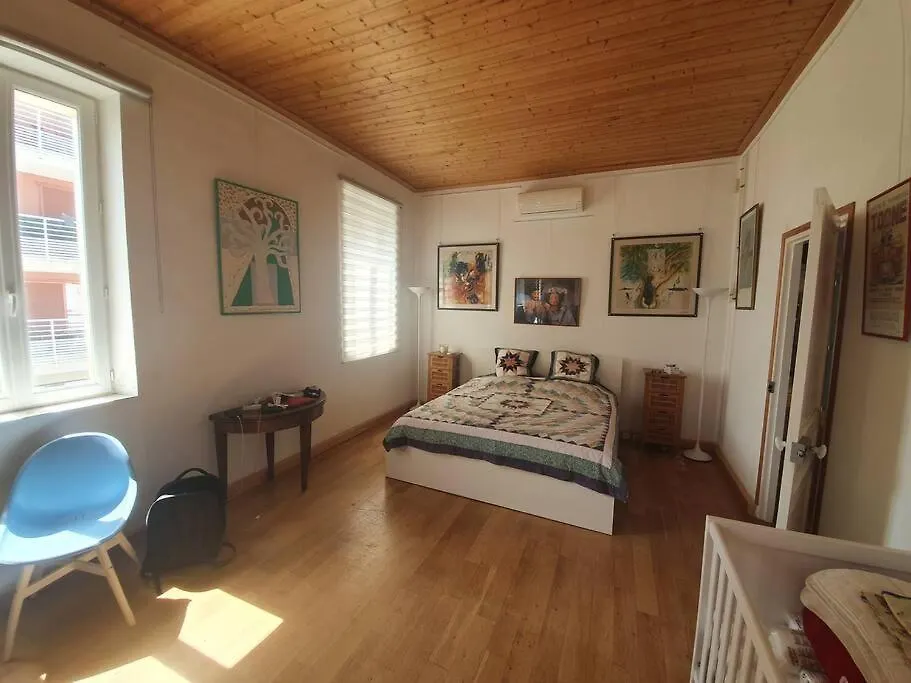 Holiday home La Maison Rose Sur Le Port France