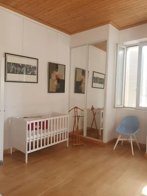 La Maison Rose Sur Le Port Holiday home Port-Saint-Louis-du-Rhone